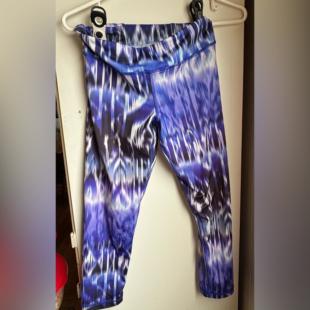 2/$20 Aeropostale Capris